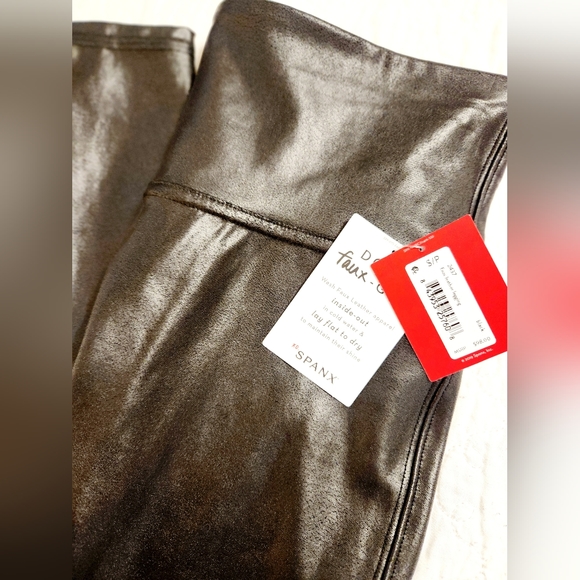 NWT Spanx Faux Leather Leggings - Picture 3 of 3